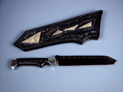 "Trailhead EL" reverse side view. Sheath back has inlays of Praire Rattlesnake skin even in belt loop